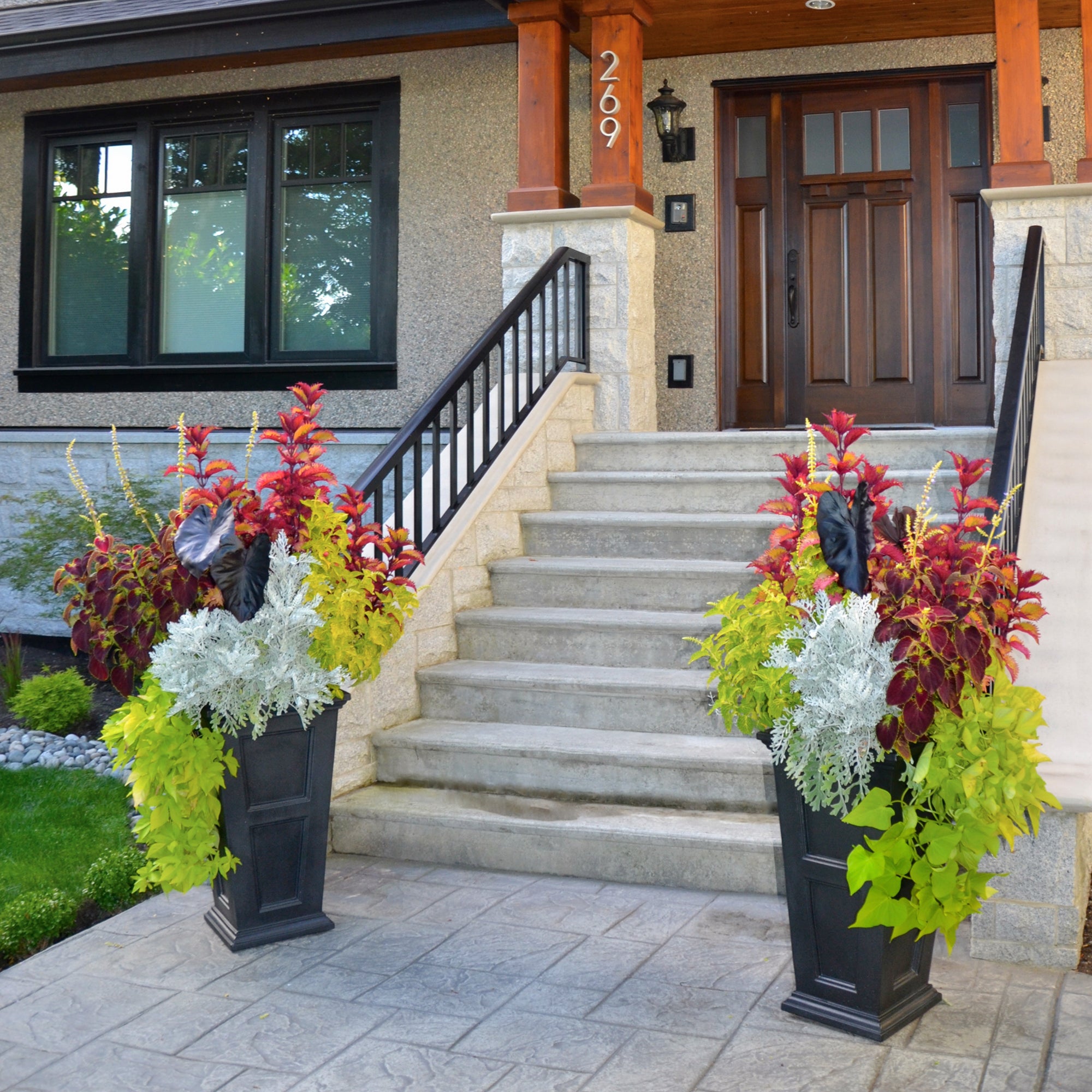 Mayne Fairfield 28-Inch Self-Watering Tall Planter with Removable Planting Insert (Black, 2-Pack)