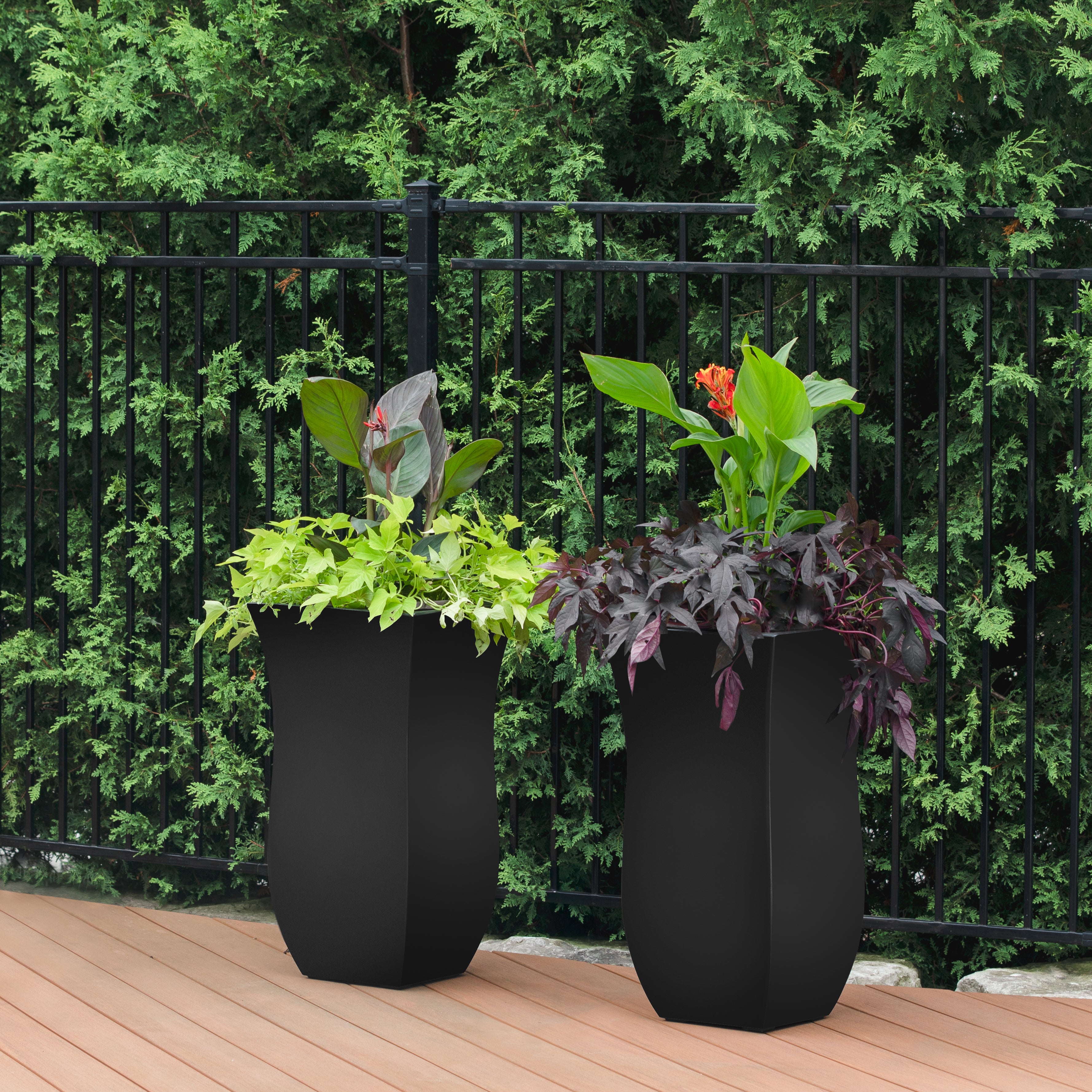 Mayne Valencia 30in Tall Planter