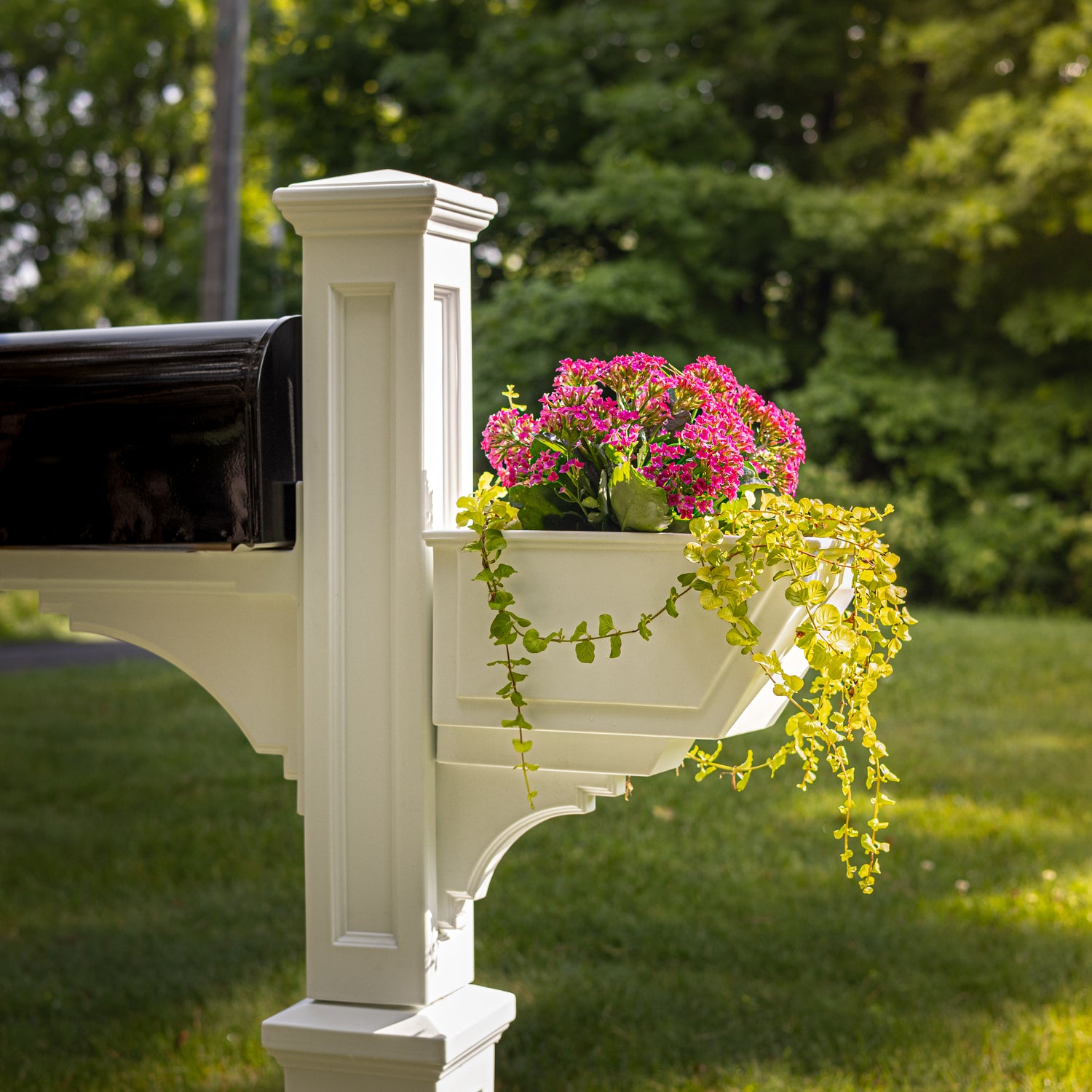 Mayne Westbrook Mail Post