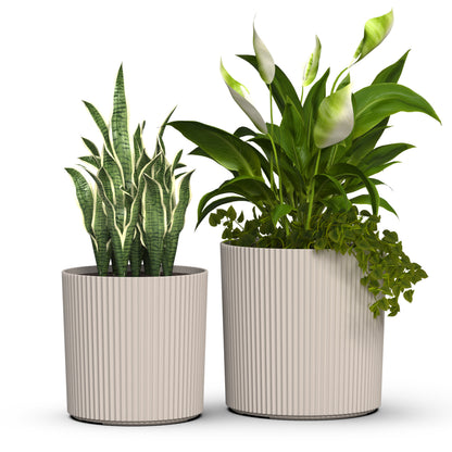 Mayne Serene Round Ribbed Planter with Drainage Hole