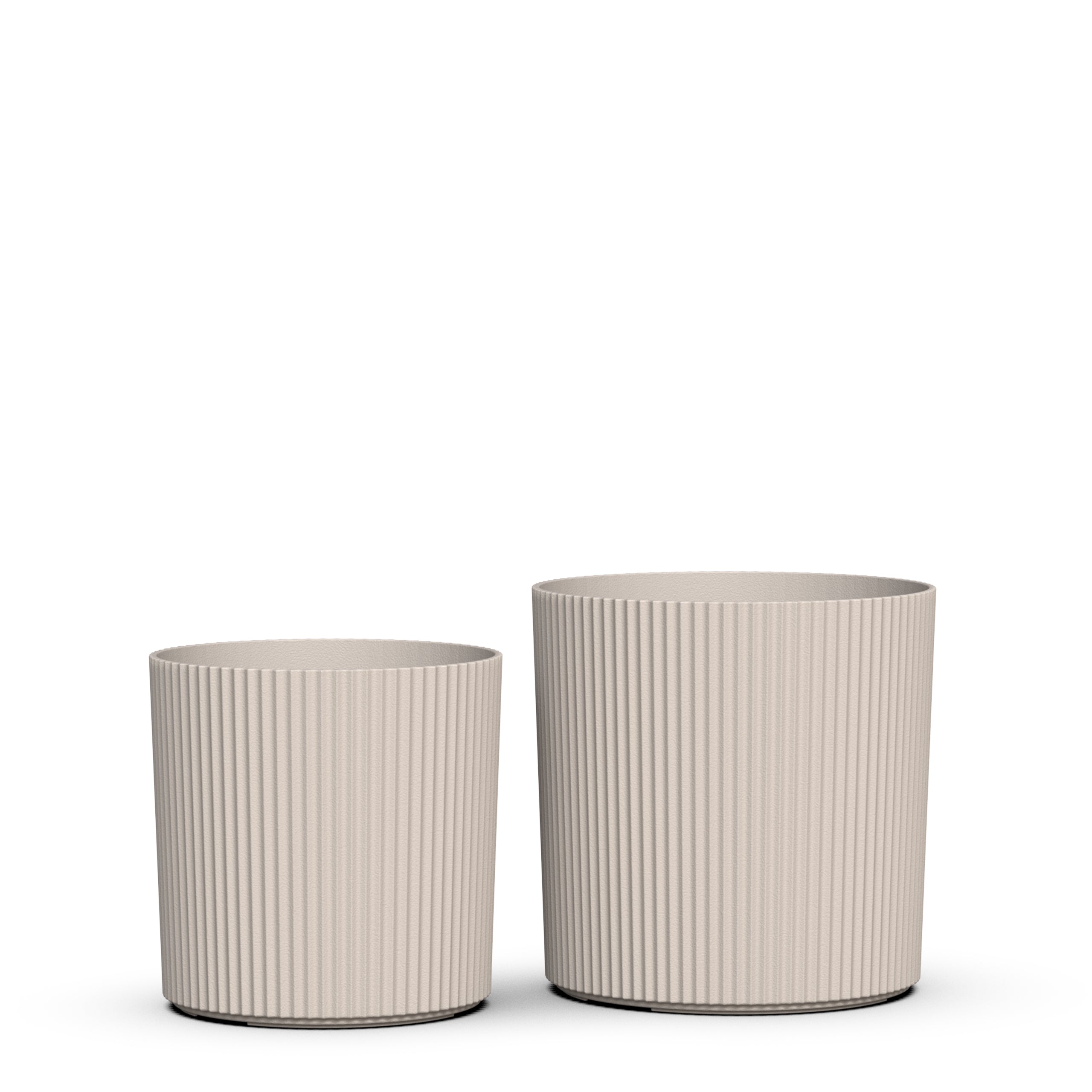 Mayne Serene Round Ribbed Planter with Drainage Hole