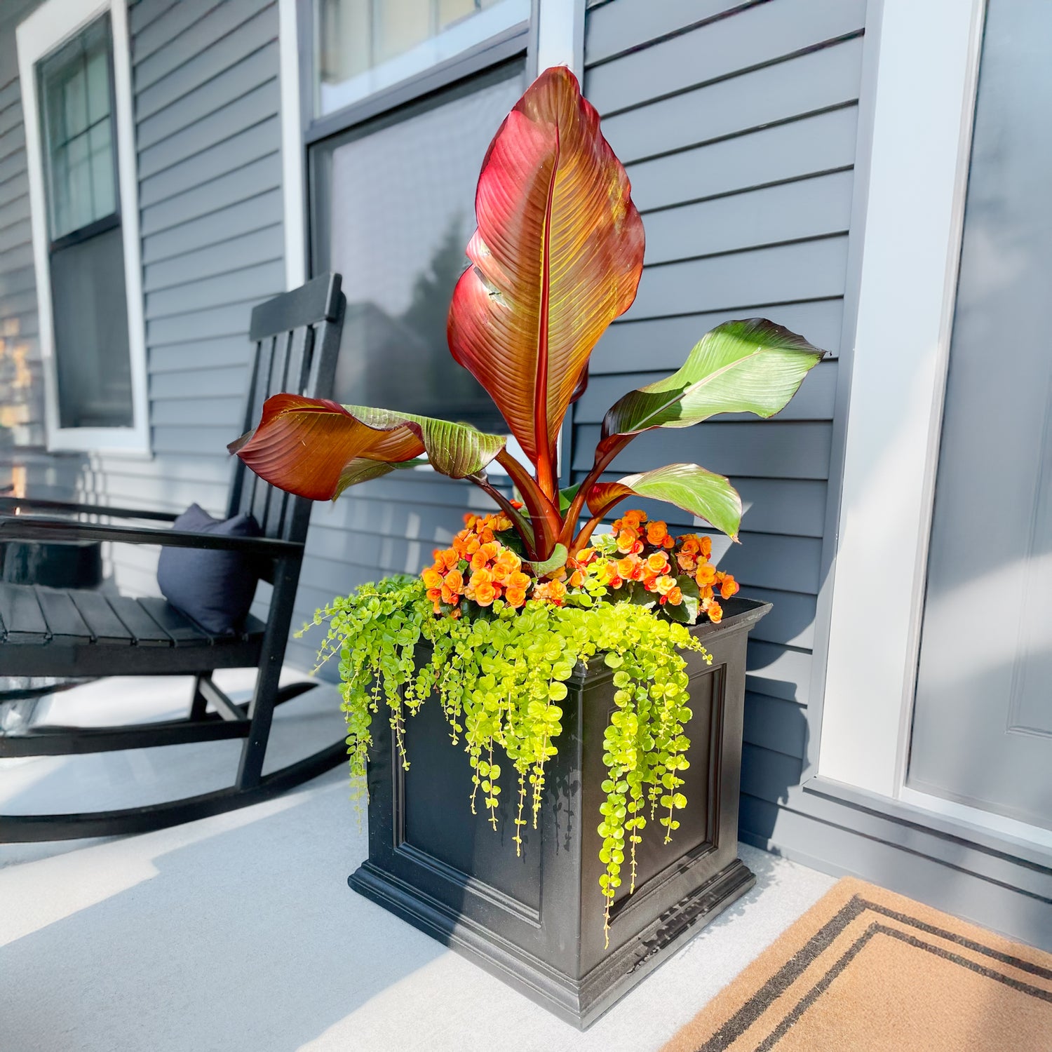 20 inch planting pots Mayne Fairfield 20-Inch Self-Watering Square Planter – Mayne Inc