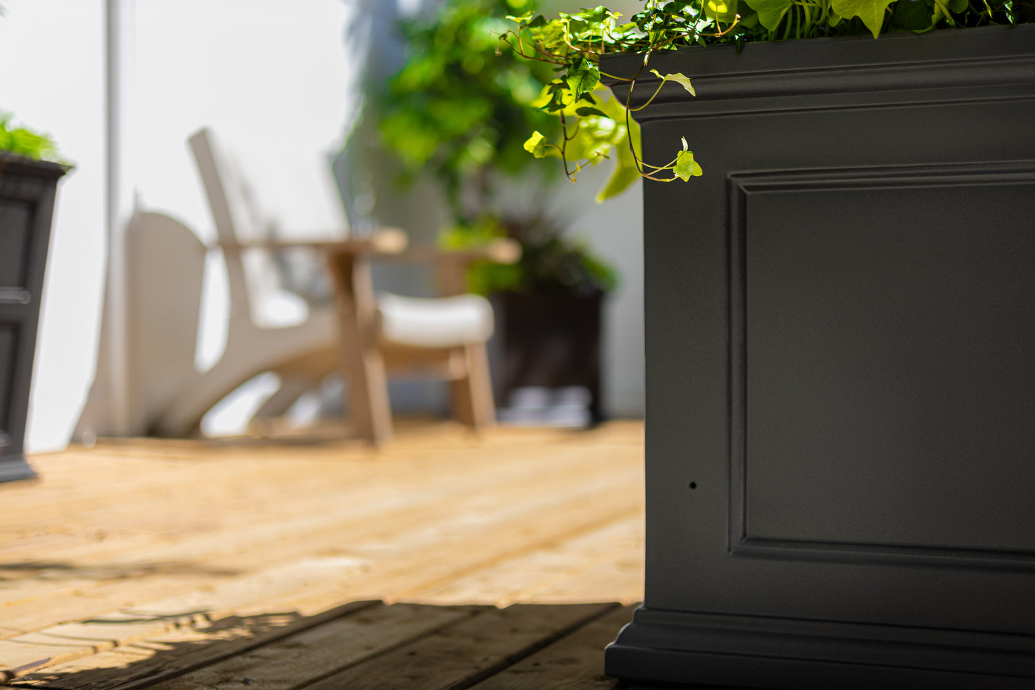 Mayne Fairfield 20x36-Inch Self-Watering Rectangle Planter