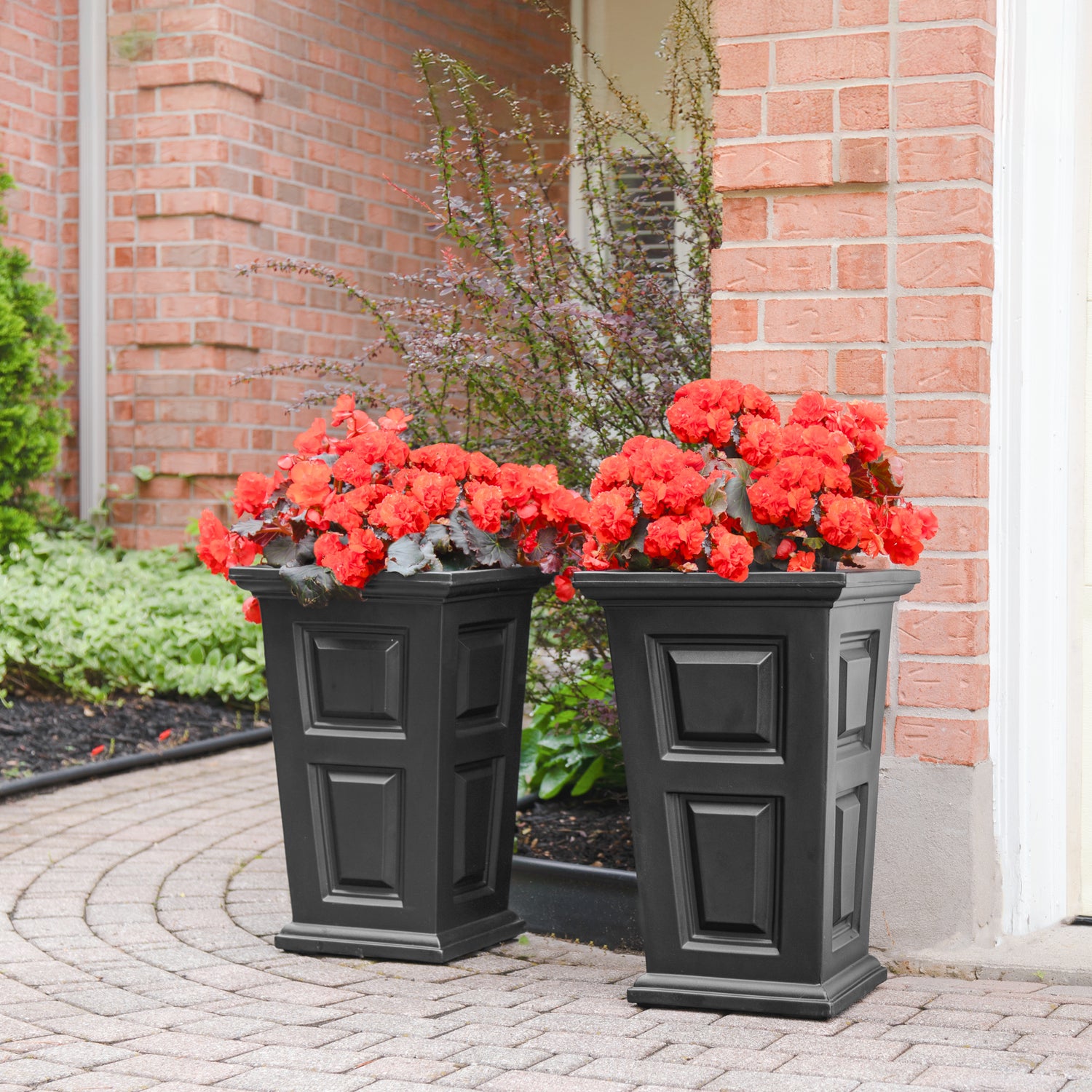 black outdoor planter pots Wyndham Planter (2-Pack) – Mayne Inc
