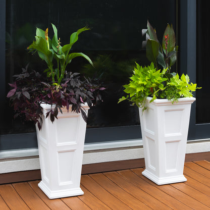 Mayne Fairfield 28in Tall Planter