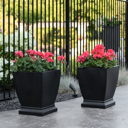 Mayne Acadia 18in Planter
