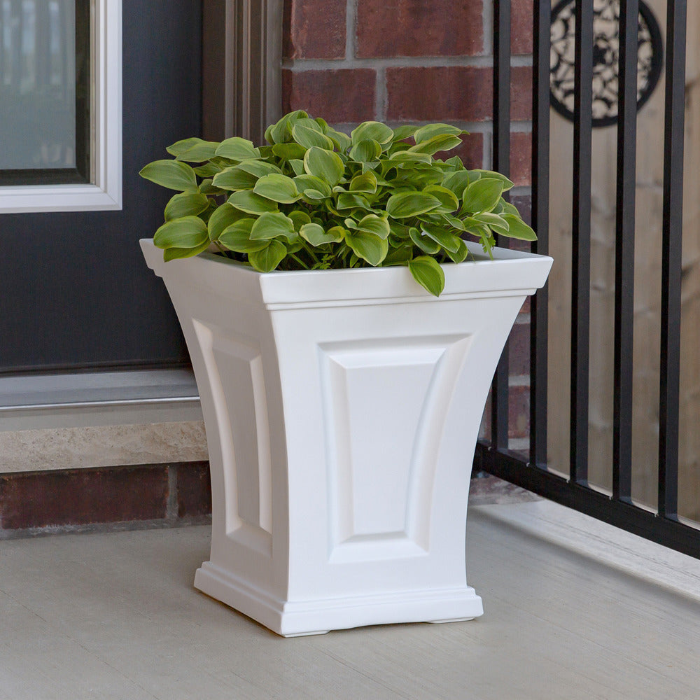 Cambridge 18in Tall Planter – Mayne